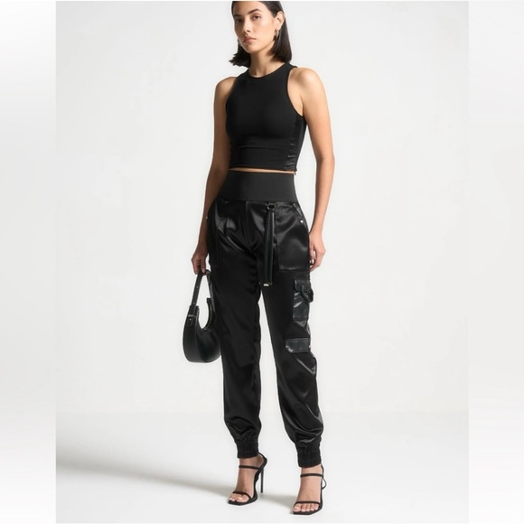 Manière de Voir High Waisted Black Satin Cargo Trousers, UK 6/US 2 - Picture 4 of 6